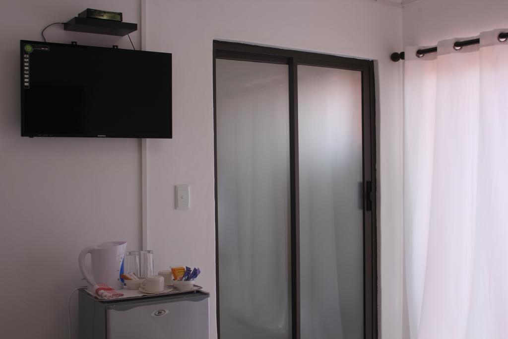 Niilo'S Guesthouse 龙杜 外观 照片