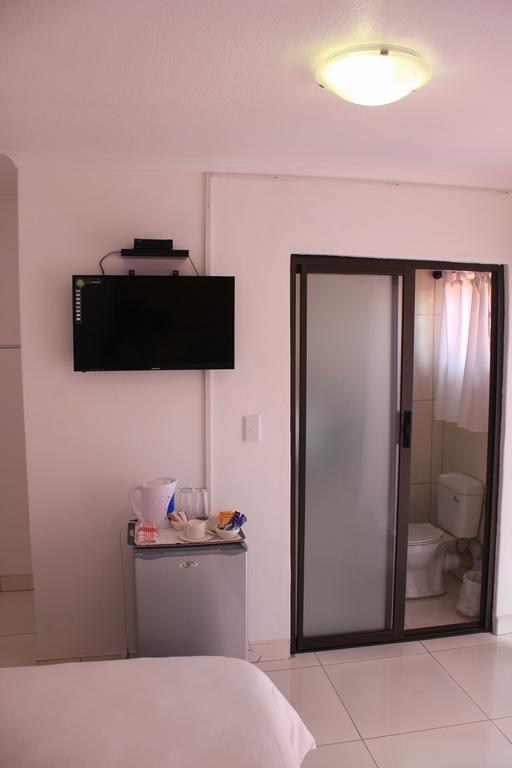 Niilo'S Guesthouse 龙杜 外观 照片