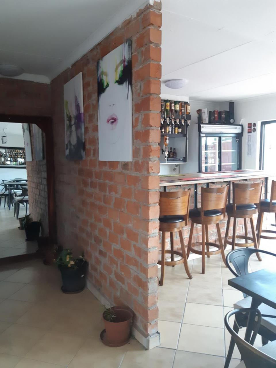 Niilo'S Guesthouse 龙杜 外观 照片